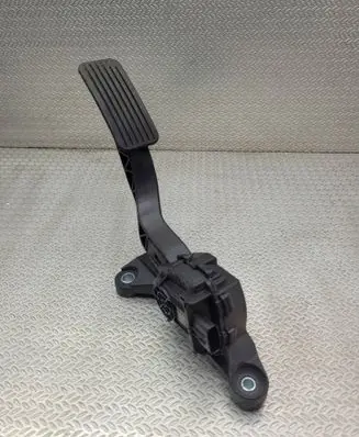 KIA Niro Accelerator throttle pedal 32700G2120