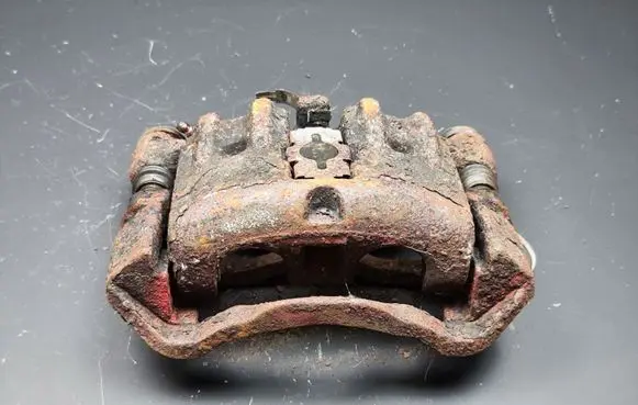 Iveco Daily 35 - 40.10 Front brake caliper 42548179