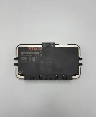 BMW X3 F25 Light module LCM 9250458 0005014010 002000008