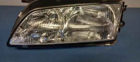 Mazda 626 Headlight/headlamp 082161136L