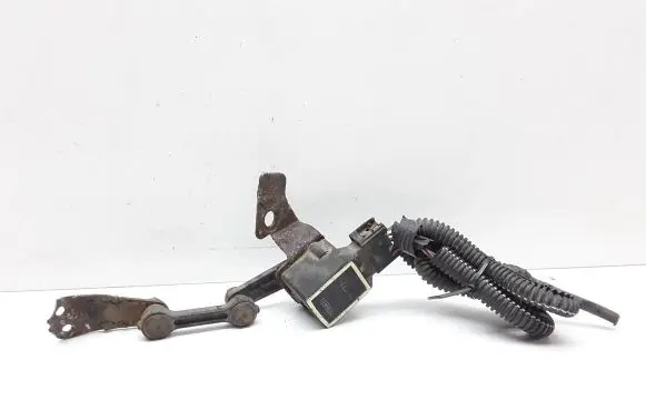 Volvo XC90 Headlight/headlamp level sensor 8622446
