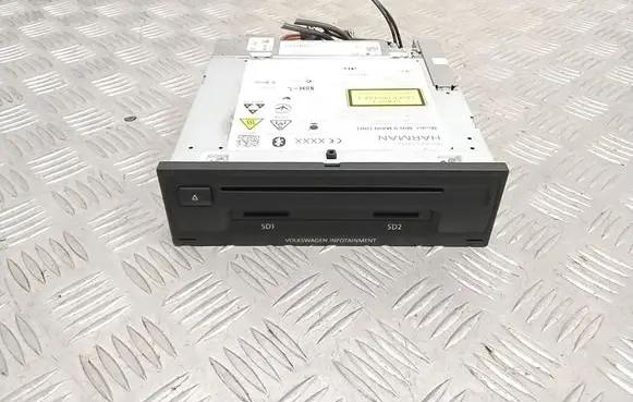 Volkswagen Golf VII CD/DVD changer 3G0035043B