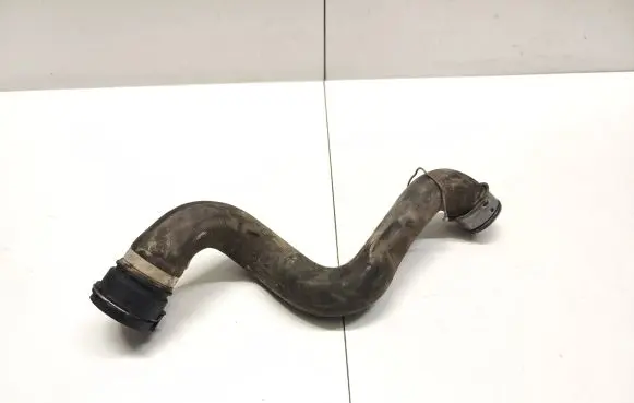 Mercedes-Benz GLS X166 Engine coolant pipe/hose A1665000573