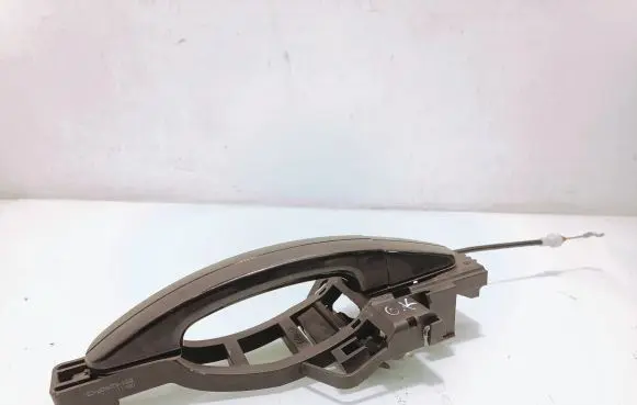 Rear door exterior handle