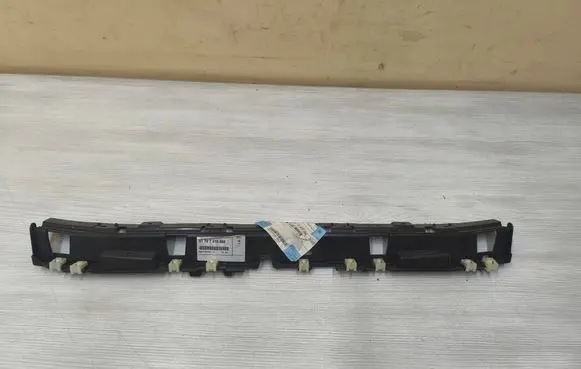 BMW 6 G32 Gran Turismo Front bumper mounting bracket 51747415660
