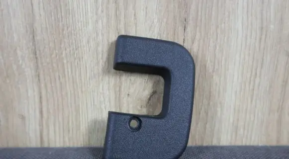 Mercedes-Benz SLK R170 Front door lock loop/hook striker 2107230124 A2107230124
