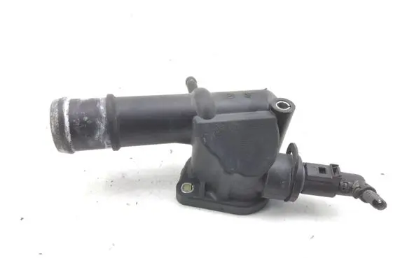 Audi A4 S4 B8 8K Engine coolant pipe/hose 03L121132A