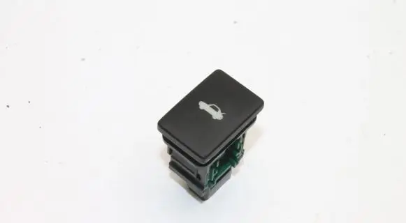 Subaru BRZ Tailgate/boot open switch button 15B116