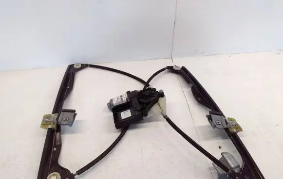 Volkswagen Touran I Front door window regulator with motor 1K0959792C