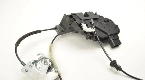 Aston Martin Vantage III Front door lock 6F6AA21812BC