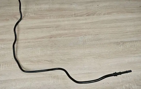 BMW 5 G30 G31 G38 Fuel line pipe 7373599