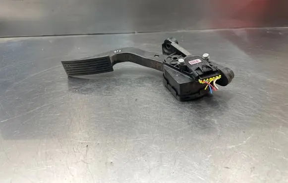 Hyundai ix20 Accelerator throttle pedal 351904A501 DAC101014 60010953