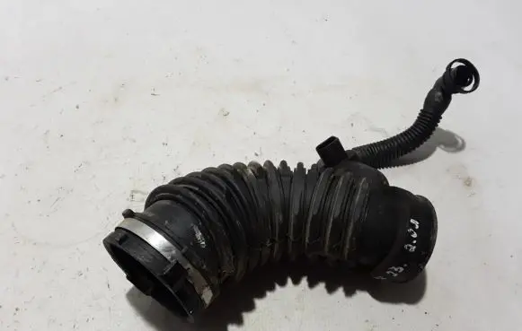 Skoda Karoq Air intake duct part 3Q0129656J