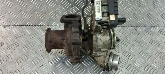 BMW 1 E81 E87 Turbo 781018902