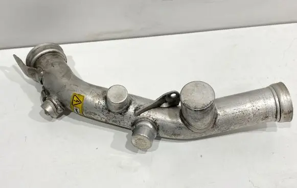 Mercedes-Benz ML W166 Intercooler hose/pipe A2045840047
