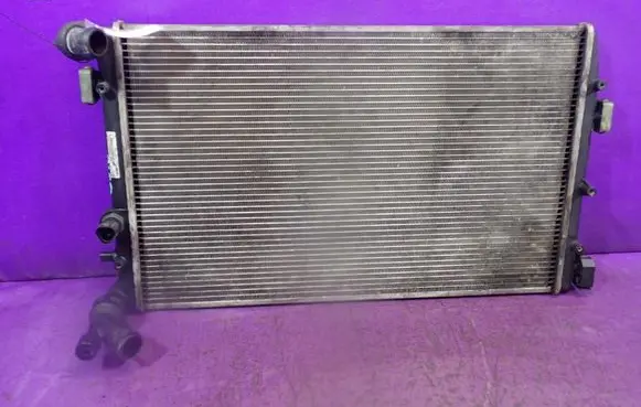 Volkswagen Polo Coolant radiator 