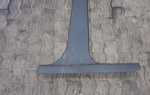 Dodge Nitro (B) pillar trim (bottom) 5KH88TRMAB 51119J03
