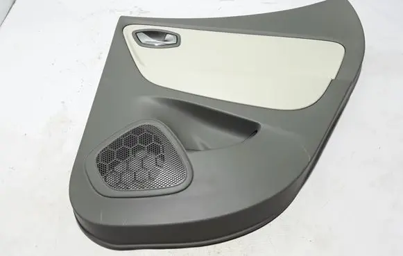 Renault Captur Rear door card panel trim 829A04072R