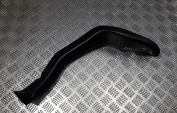 Volvo XC70 Air intake hose/pipe 30648756