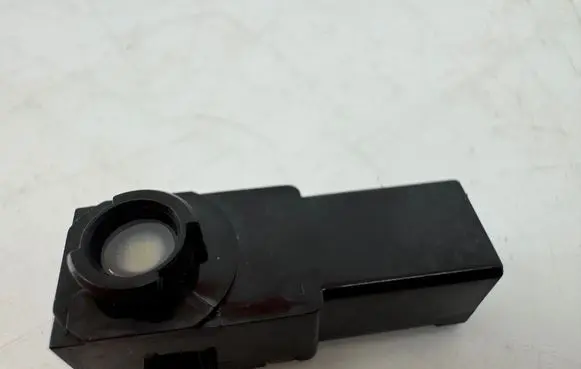Toyota Yaris Cross Glove box light C14