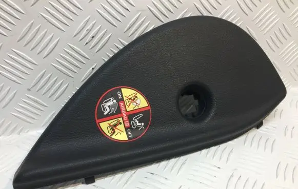 Renault Laguna II Dashboard side end trim 8200243727