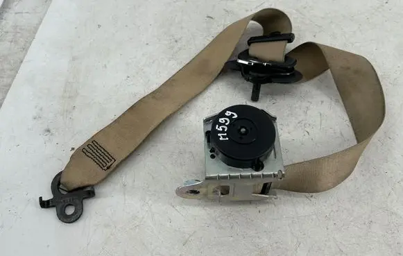 BMW 5 F10 F11 Front seatbelt 610126300B 110210