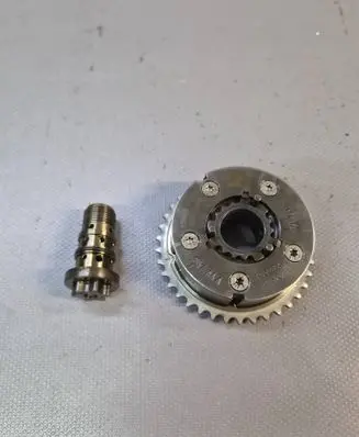 Porsche Cayenne (9Y0 9Y3) Camshaft pulley/ VANOS 06M109087F 050618A