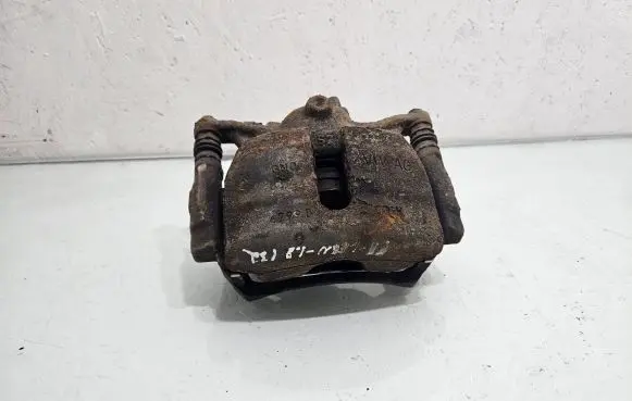 Seat Leon (5F) Front brake caliper