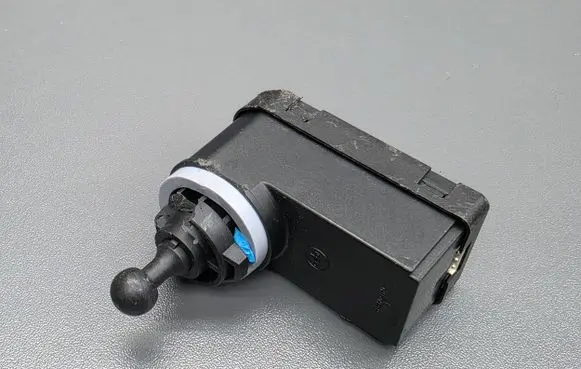 Ford Fiesta Headlight level adjustment motor 00200058 00200058030000