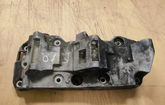 BMW 5 F10 F11 Engine mounting bracket 1116850686305