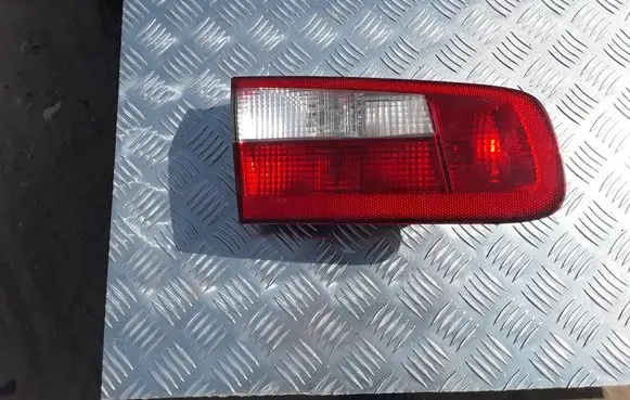 Renault Laguna II Tailgate rear/tail lights 8200002475