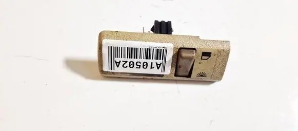 Volvo S70 V70 V70 XC Rear seat light 1372869 l1422