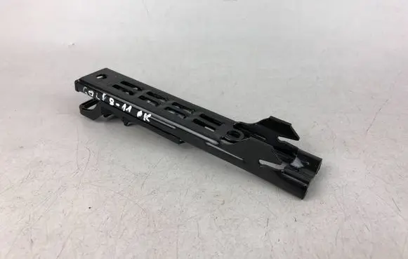 Volkswagen Golf VIII Seat belt height adjuster 565857819A