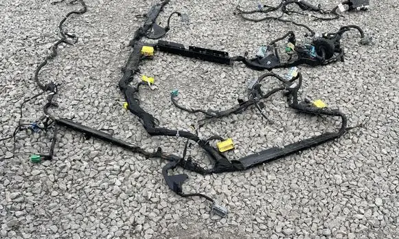 Cadillac Escalade IV Wiring harness 23410964