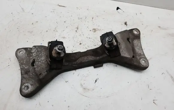 BMW 2 F22 F23 Gearbox mounting bracket 2231686077703
