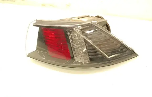 Peugeot 508 II Rear/tail lights 9813508380