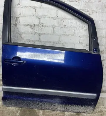 Volkswagen Sharan Front door