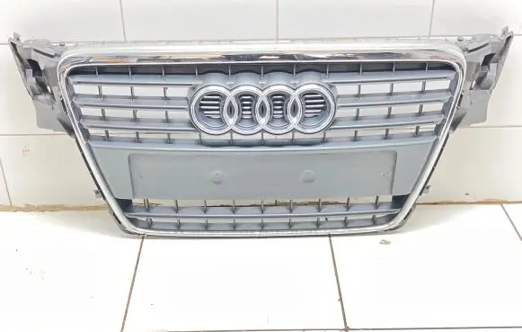Audi A4 S4 B8 8K Front bumper upper radiator grill 8K0853651