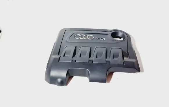 Audi Q3 8U Engine cover (trim) 03L103925AA 03L103925