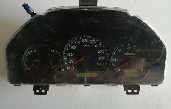 Mazda MPV Speedometer (instrument cluster) 1575107500