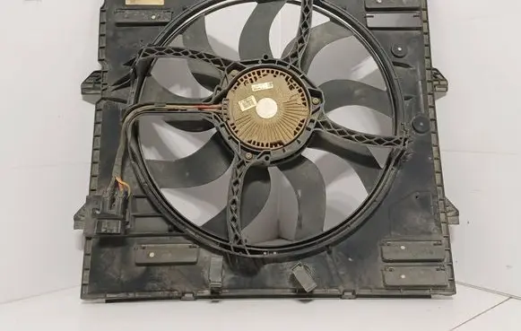 Electric radiator cooling fan