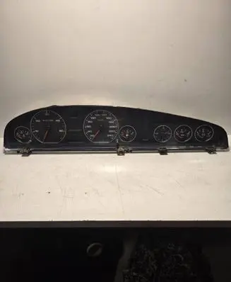Speedometer (instrument cluster)