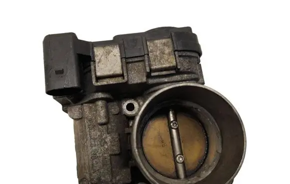 Volkswagen Touran I Throttle valve 03C133062A