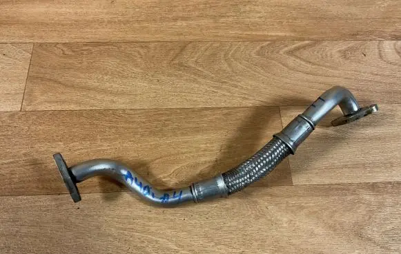 Audi A4 S4 B7 8E 8H Turbo turbocharger oiling pipe/hose 06D145736b
