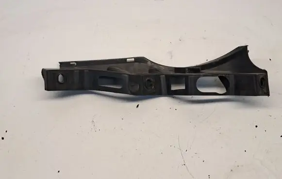 Volkswagen PASSAT B6 Front bumper mounting bracket 3C0807890