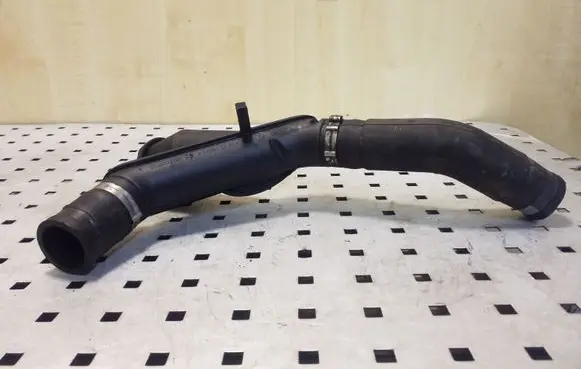Peugeot 307 Oil fill pipe 9638323780
