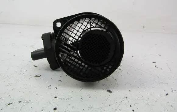 Volkswagen PASSAT B6 Mass air flow meter 