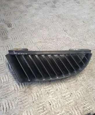Mitsubishi Colt Front bumper upper radiator grill MN127773