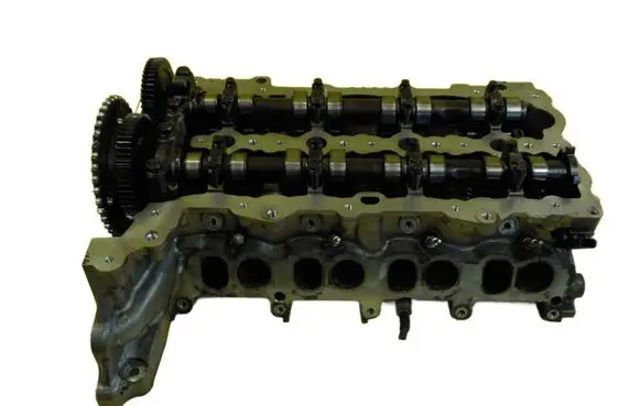 Opel Astra K Engine head 55489312 B16DTU
