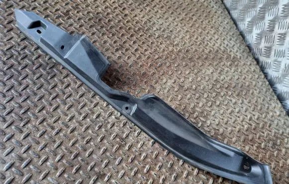 Engine compartment rubber